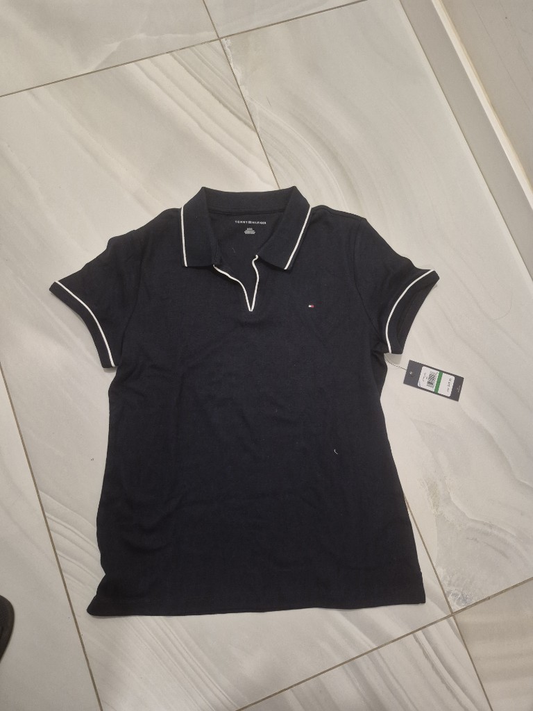 Tommy Hilfiger polo azul