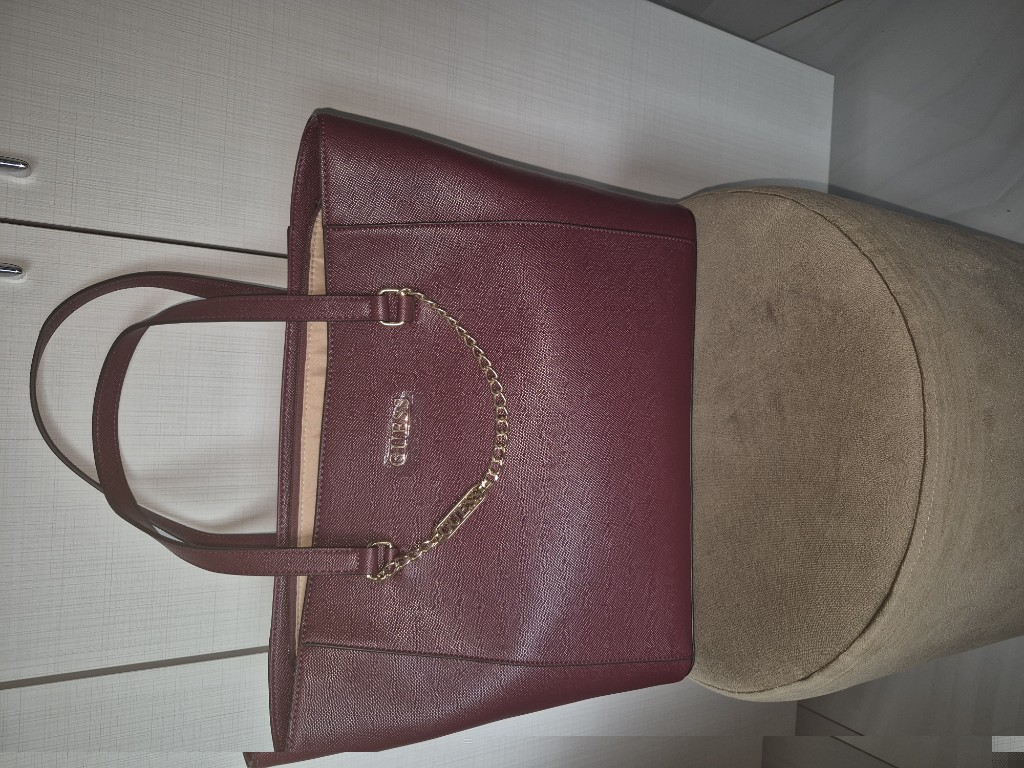 Guess cartera toten bordo