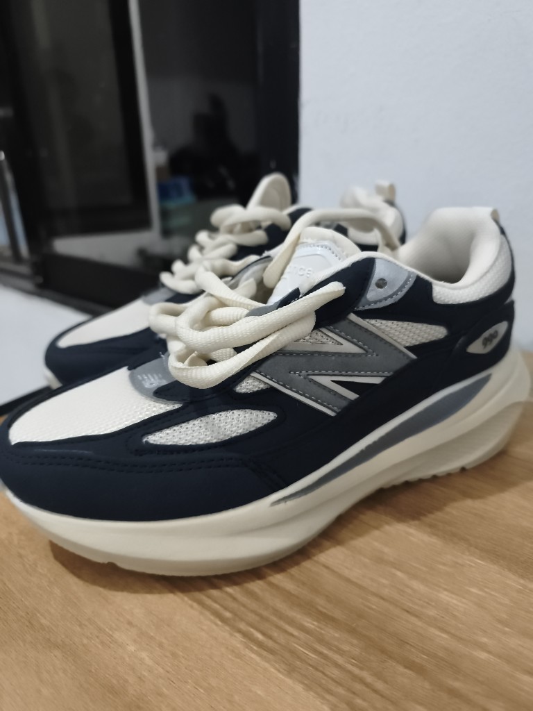 NEW BALANCE 990 LATE MARINO GRIS #24
