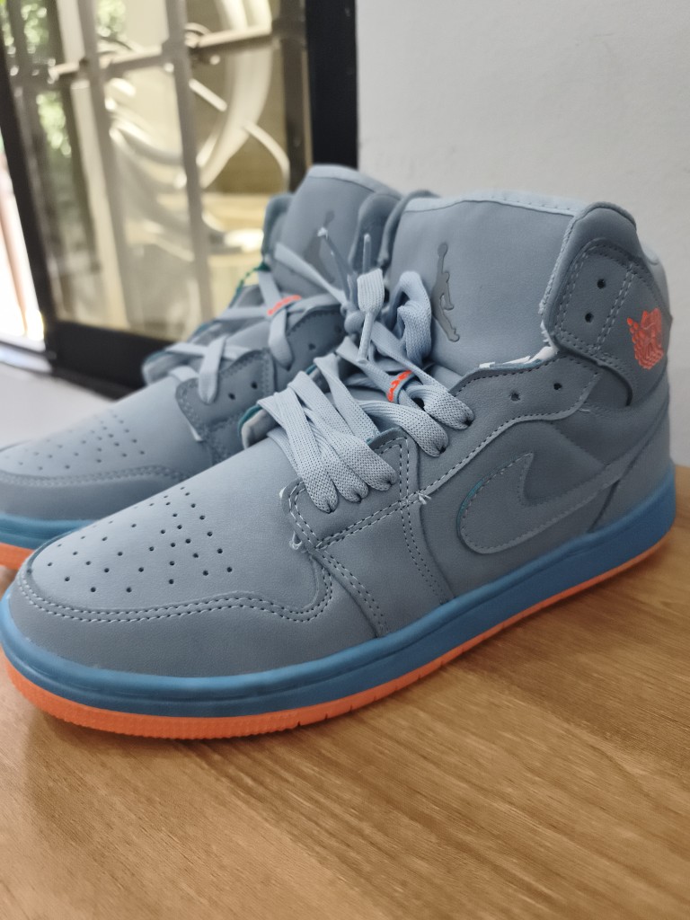 NIKE JORDAN BOTA AZUL #6