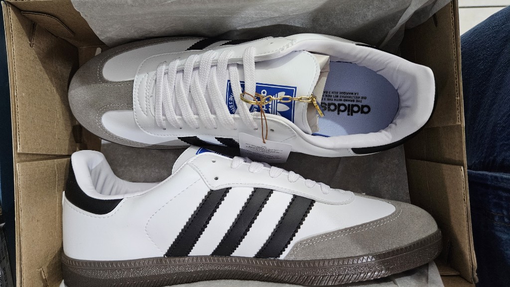 SAMBA WHITE BLACK #26