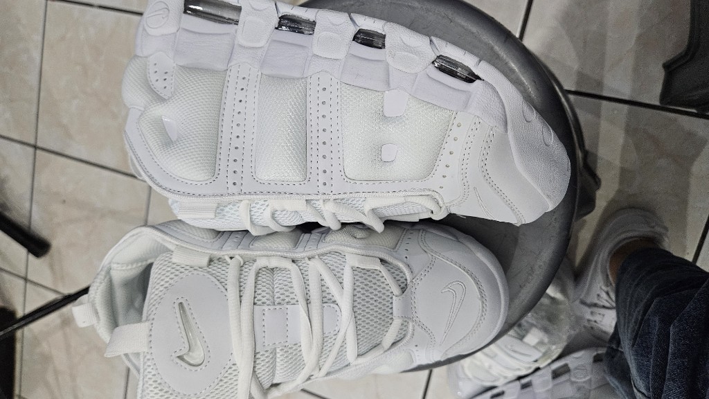 NIKE UP TEMPO MORE BLANCO #6.5
