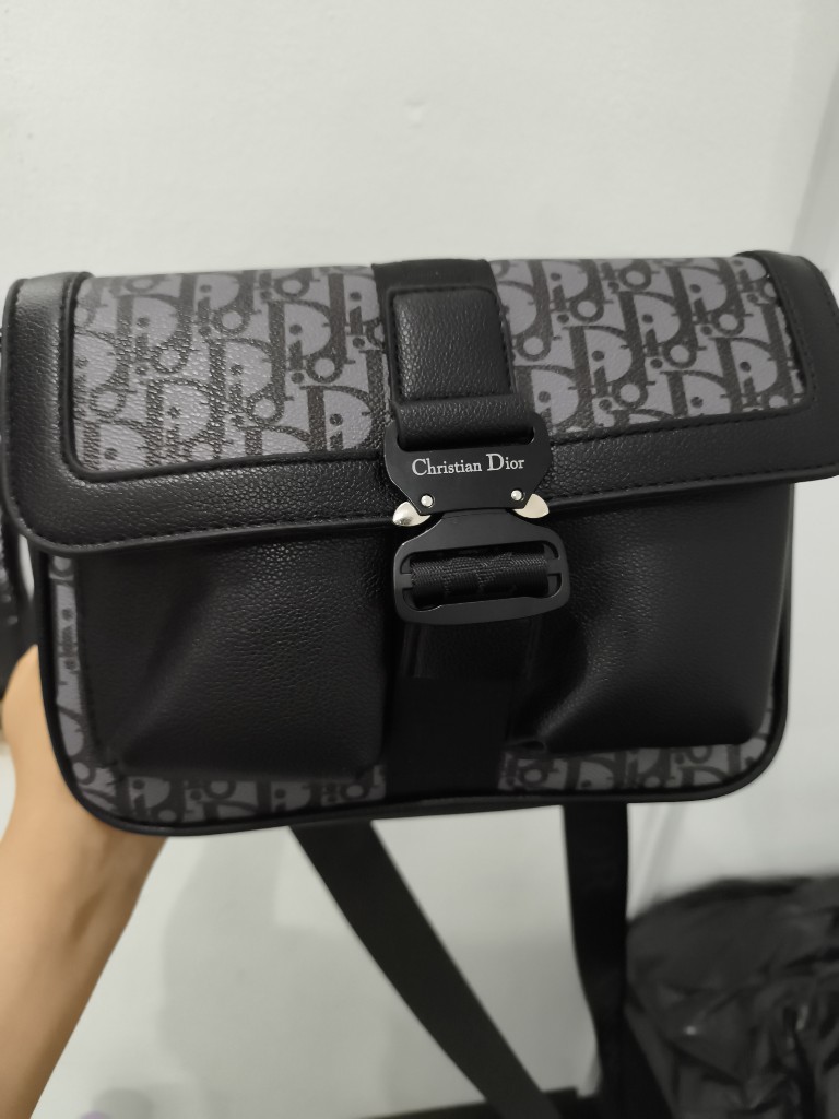 BOLSA CRISTIAN DIOR NEGRA