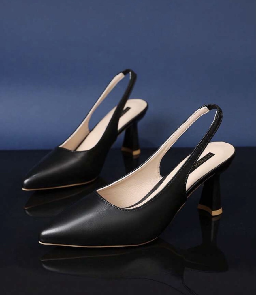 Tacones negros mate