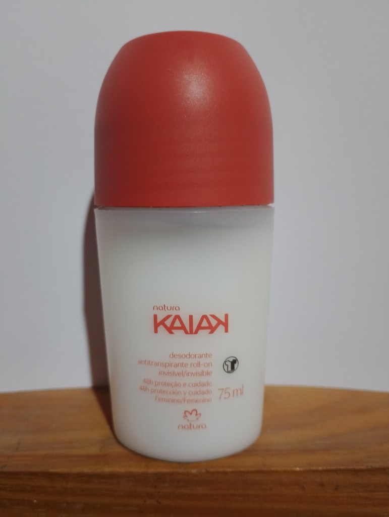 Desodorante kaiak roll-on.