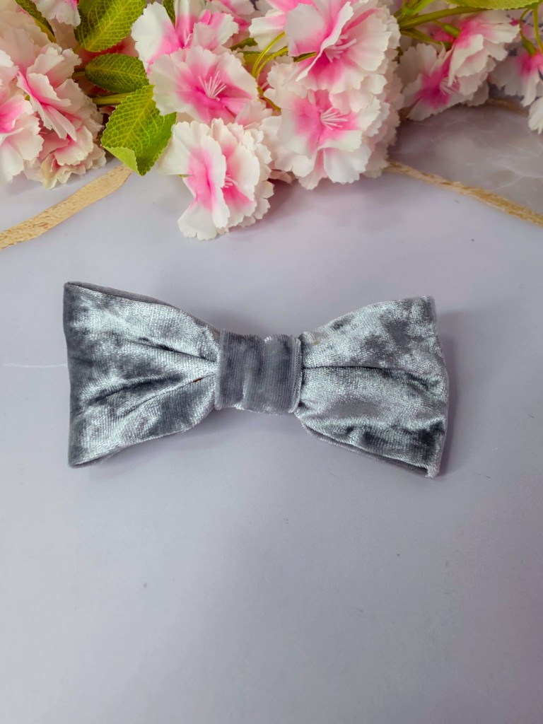 Mini lazo terciopelo plateado