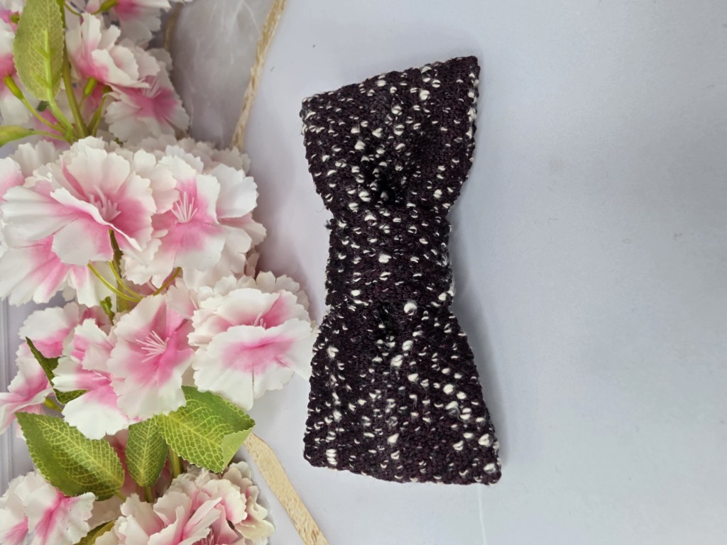 Mini lazo tweed en color burdeos