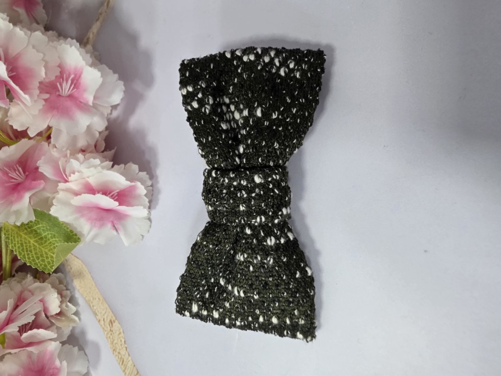 Mini lazo tweed verde con tonos blancos