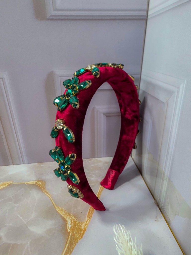 Diadema rojo vino con apliques en verde esmeralda