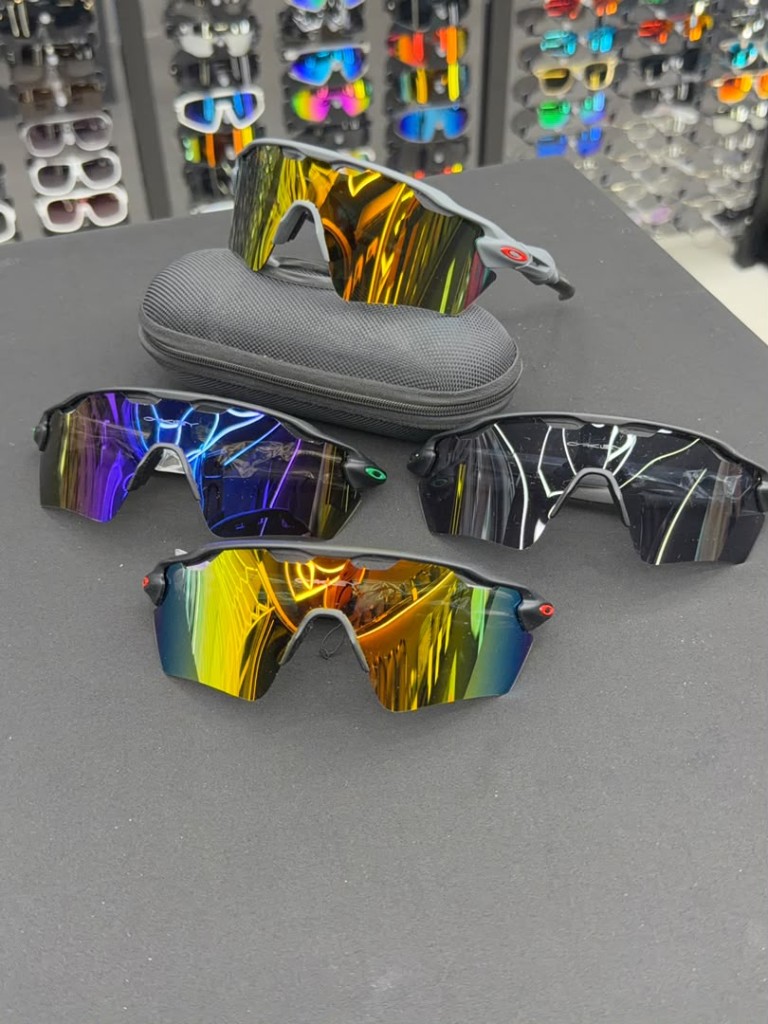 Oakley Radar #1
