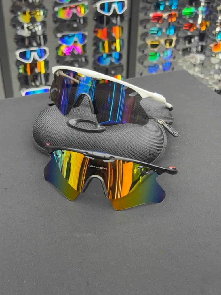 Oakley Magnesium