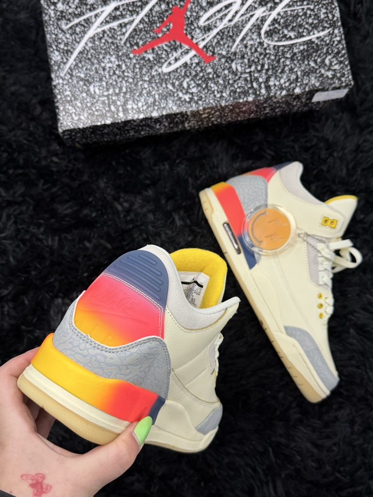 Jordan Retro 3 J Balvin Blancas