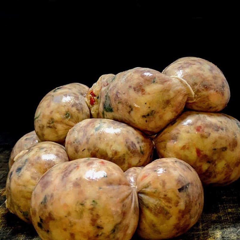 und. Longanizas de res económica