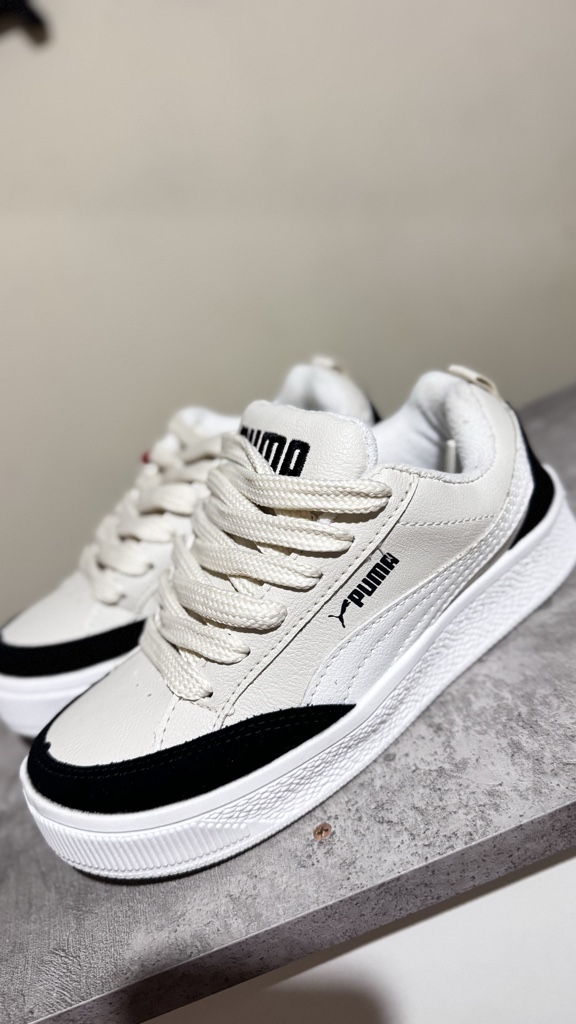 Puma blancas