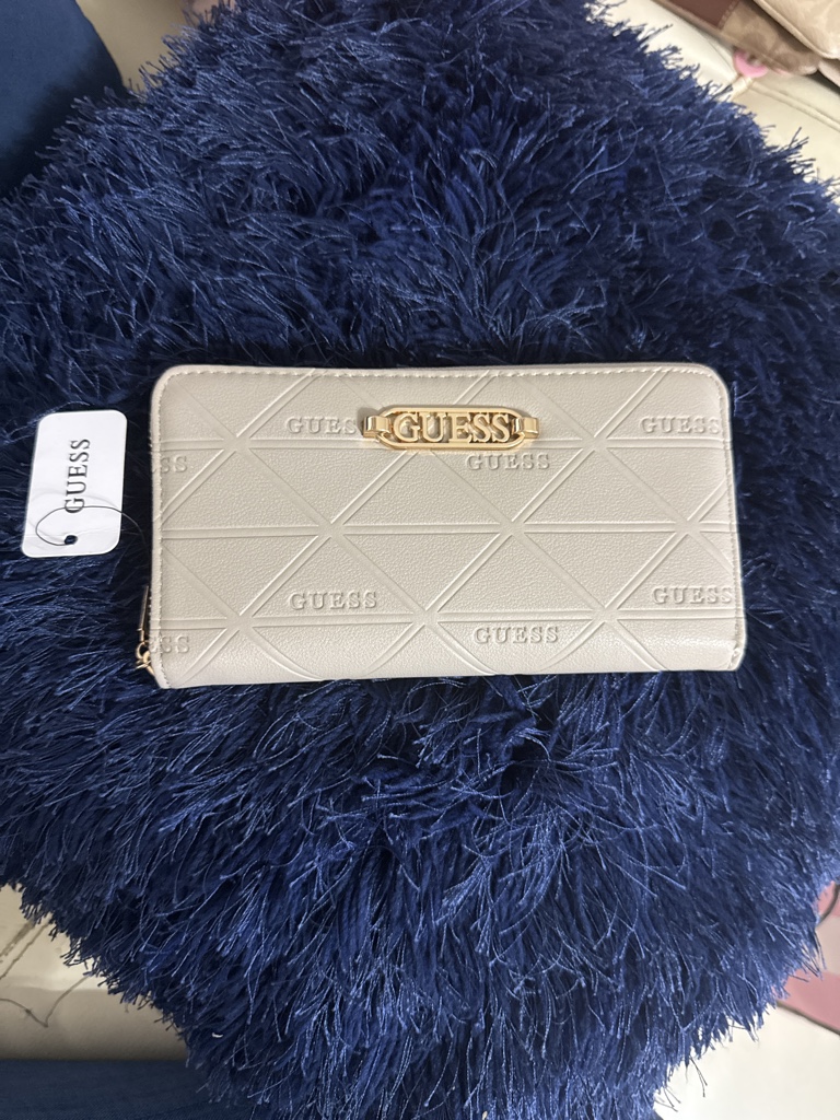 Guess cartera beige