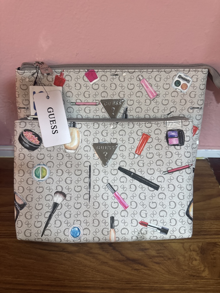 Guess bolsa cosmetiquera beige