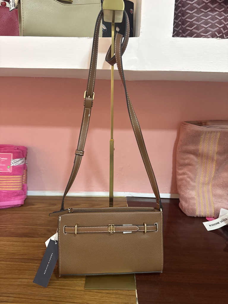 Tommy Hilfiger bolsa cafe rectangular