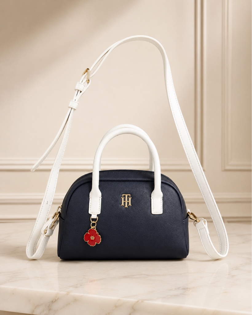 Tommy Hilfiger bolsa azul marino chica