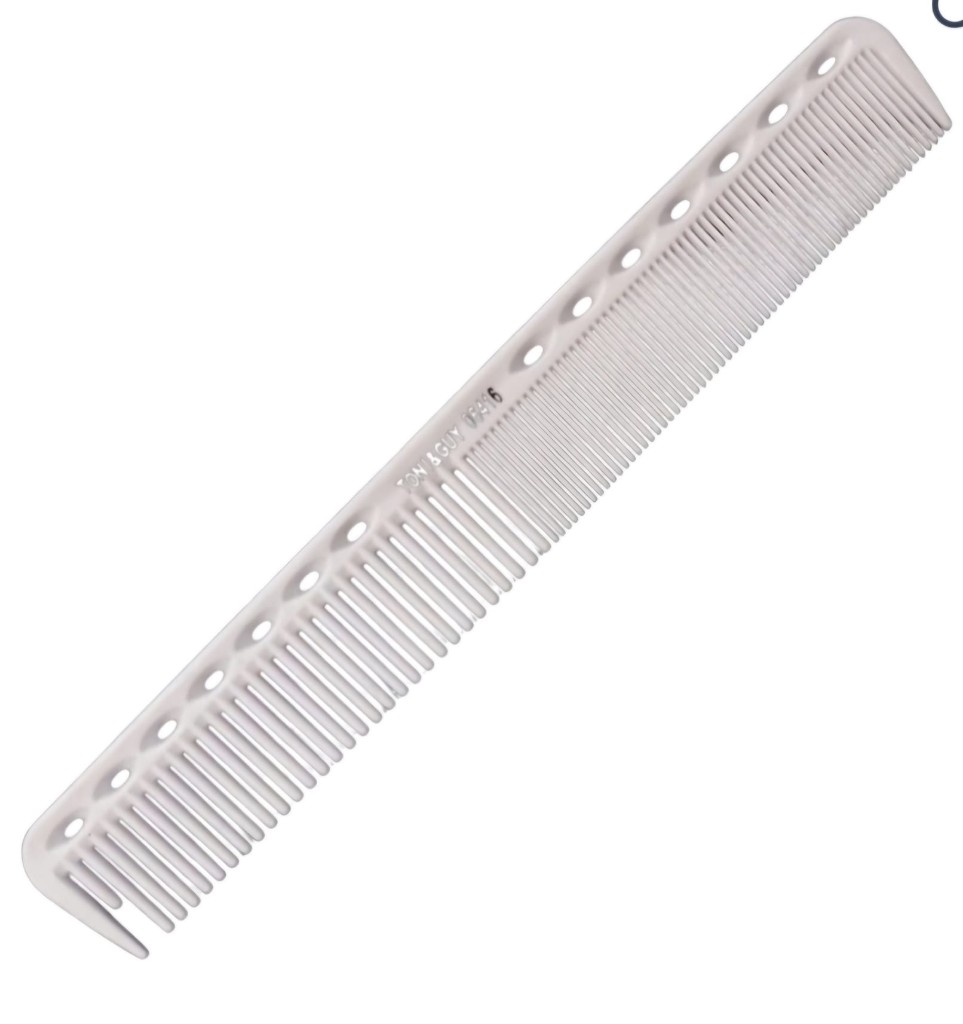 Peine metal. 21,5cm