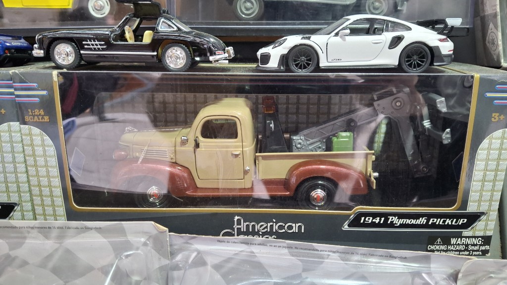 Ford pickup grua 1/24