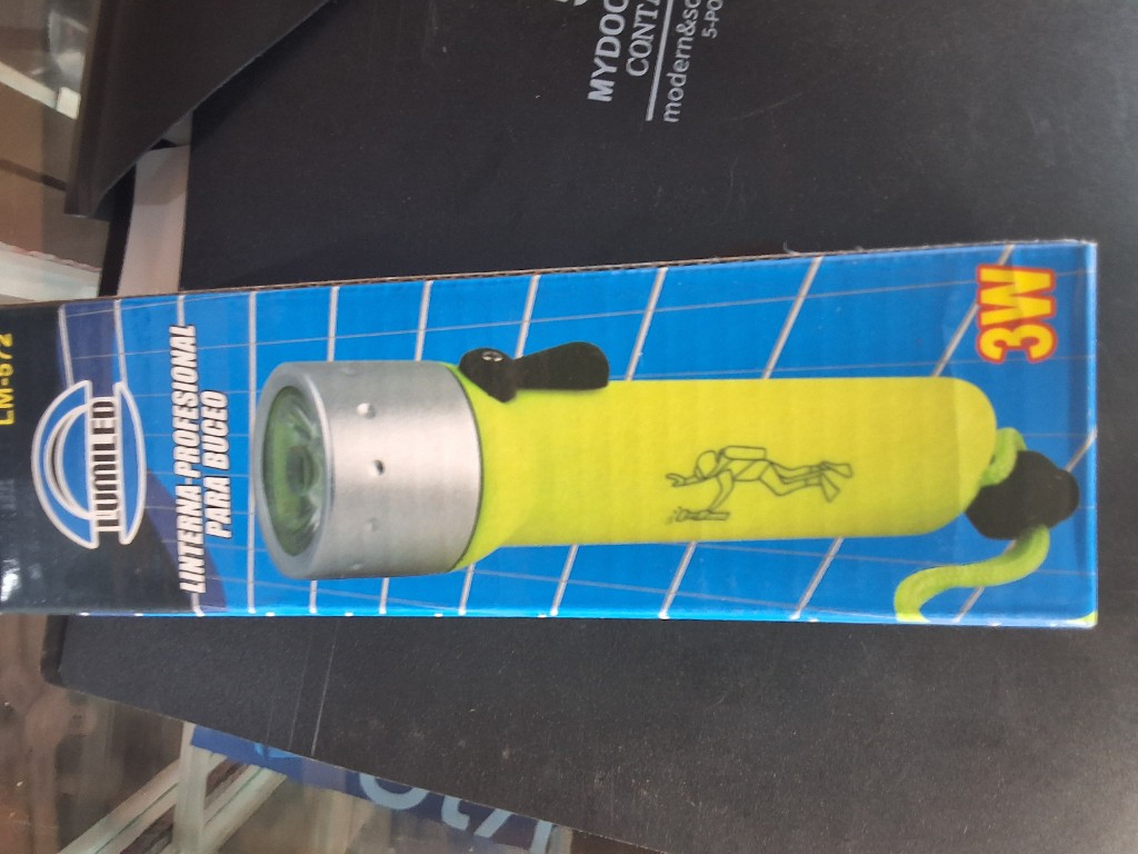 Linterna LuminLED amarilla 3W