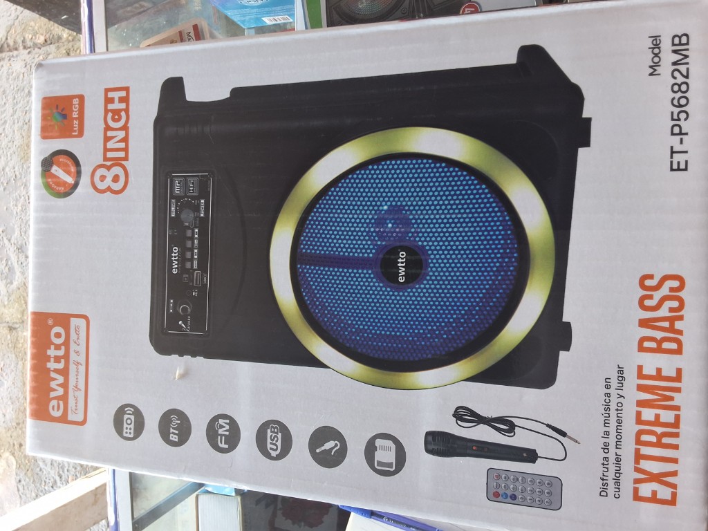 Ewttto parlante negro 8 pulg RGB