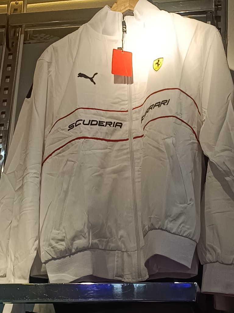 Chaqueta escudería forrada