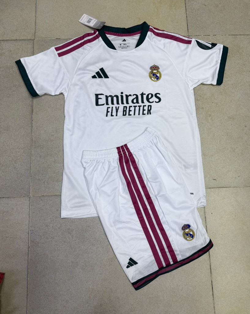 Real Madrid 26/27 local