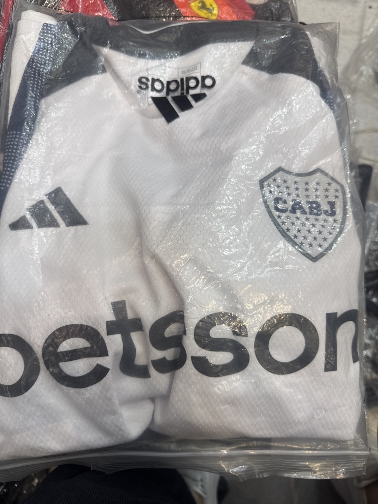 Musculosa boca blanca