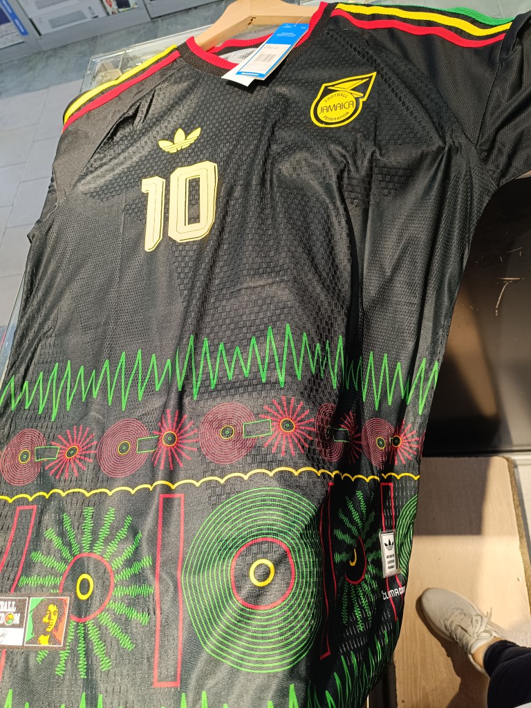 Player, Jamaica 26-27 xl