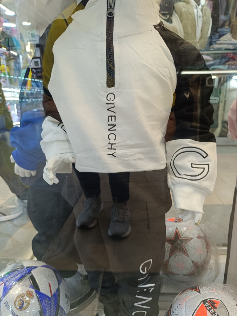 Sudadera niño givenchy