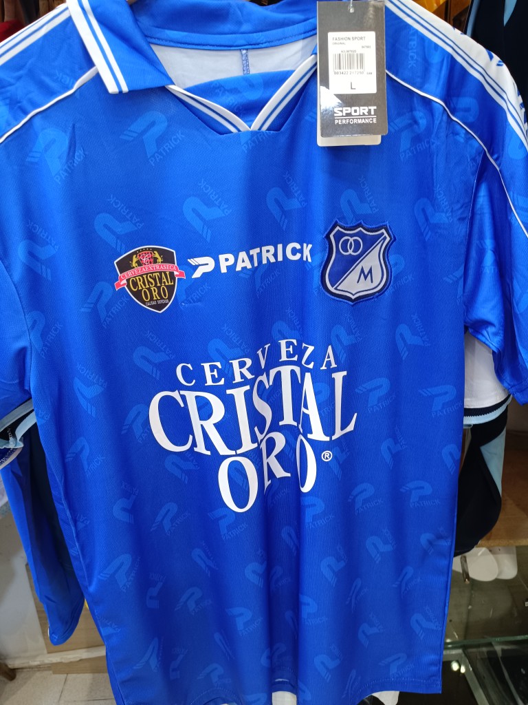 Millonarios, 1999 , camiseta retro color azul