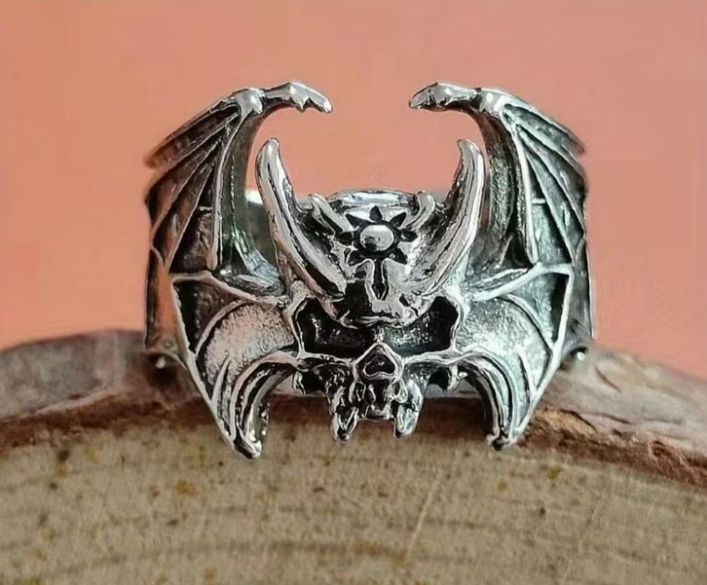 Anillo skull bat metal