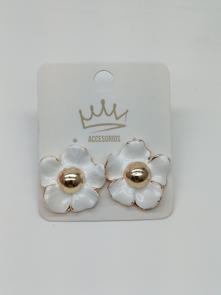Aretes flor centro dorado