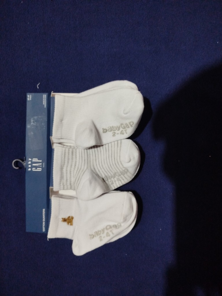GAP medias blancas bebe talla 2-4M