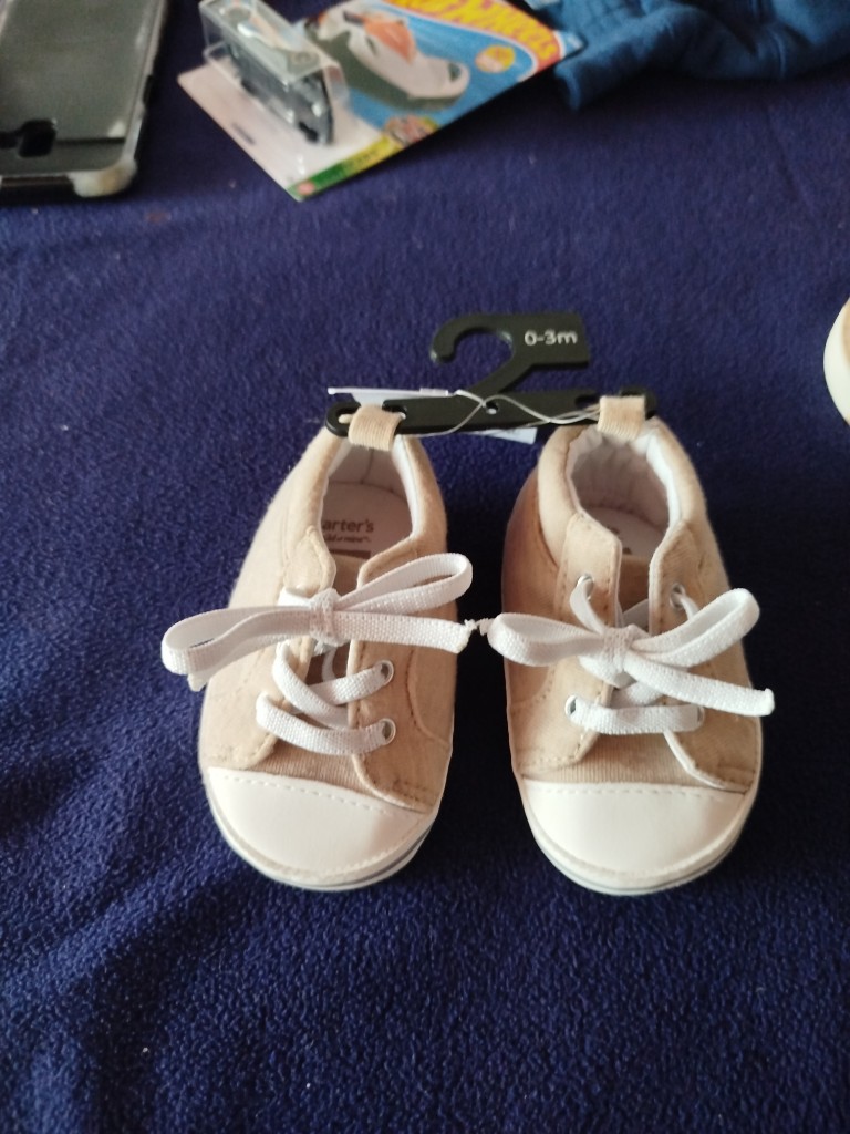 Carter's boticas beige bebe