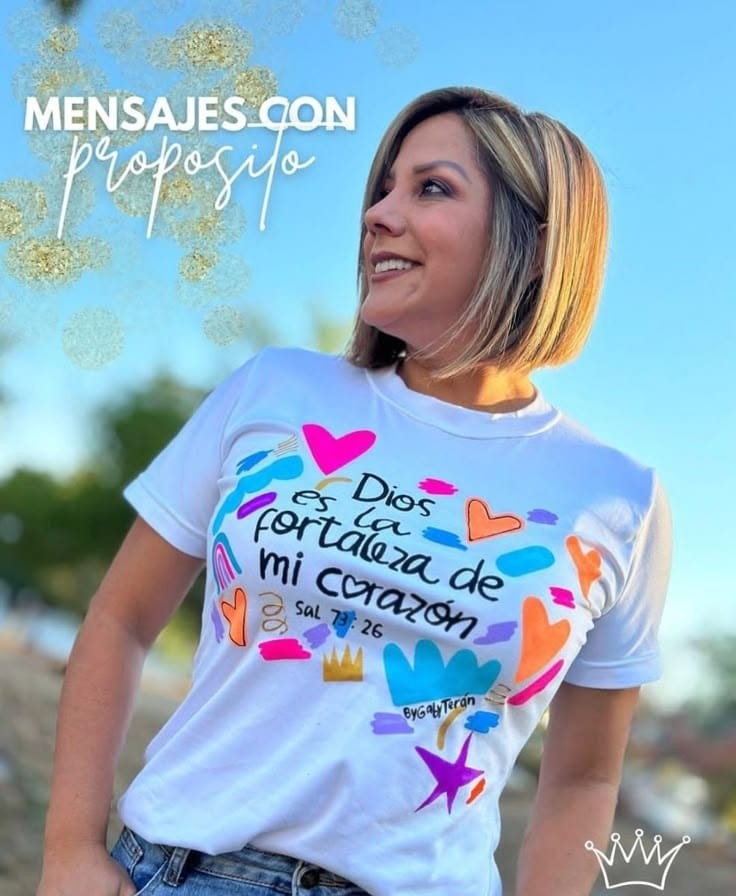 Camiseta blanca personalizada con frase religiosa