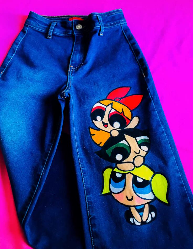 Pantalón de mezclilla infantil azul con estampado Powerpuff Girls
