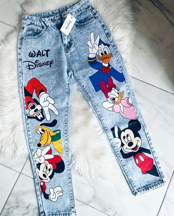 Pantalón denim con estampado de Donald Duck