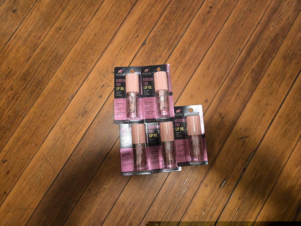 labial lip oíl kokie