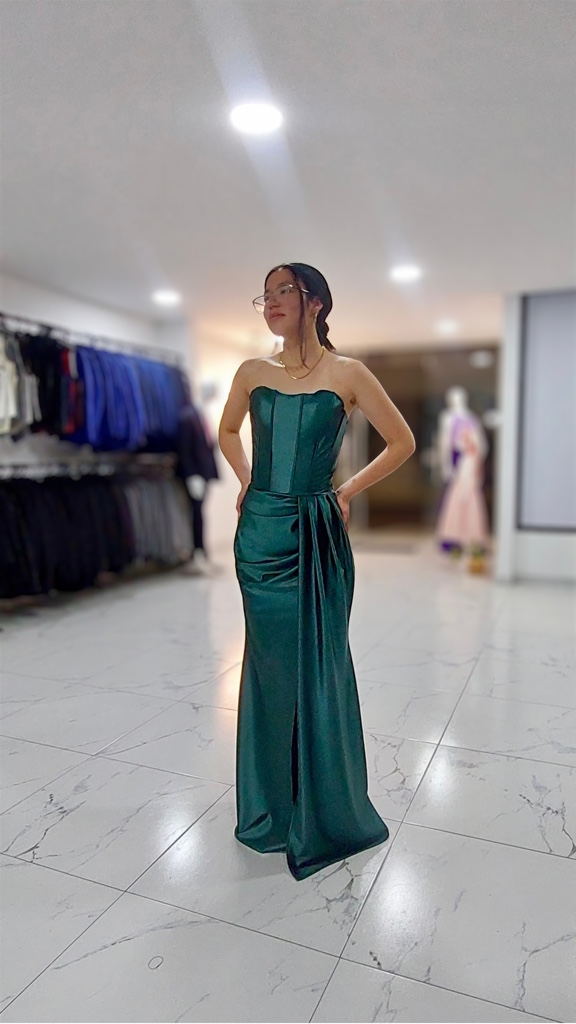 Vestido verde esmeralda estraple