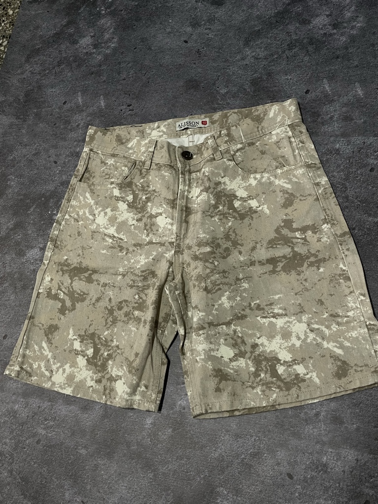 Bermuda camuf. 42