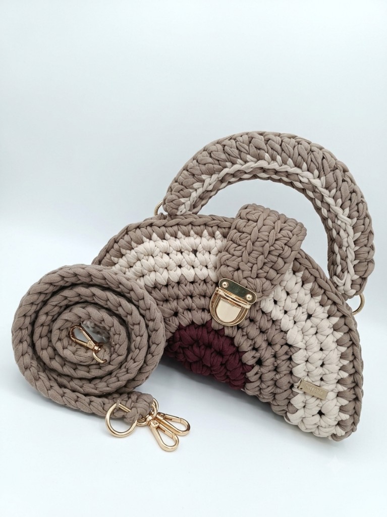 Bolso tejido beige
