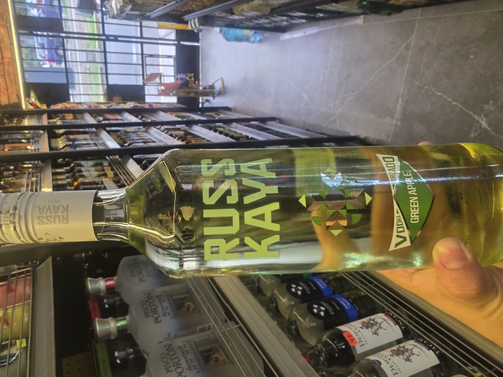 Russkaya Vodka Green Apple 750