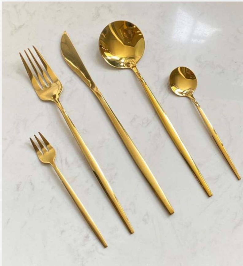 Cubiertos dorados x6