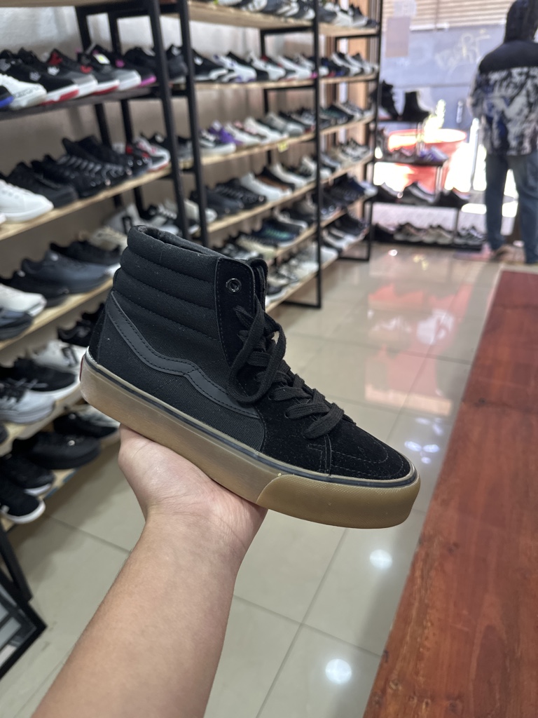 ZAP VANS NEGRAS TODAS T.CHIC