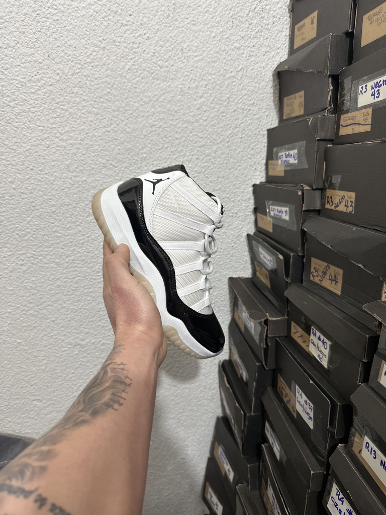 ZAP R11 BLANCO-NEGRO