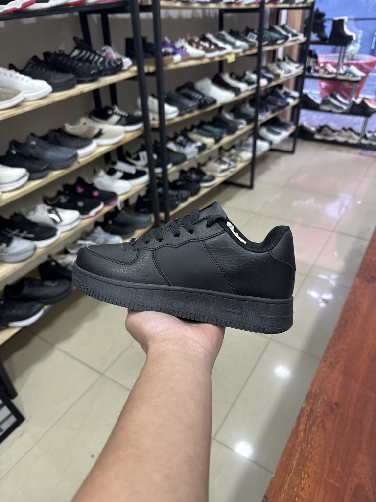 ZAP AF1 NEGRA GRAND