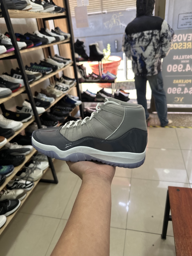 ZAP RETRO 11 GRIS
