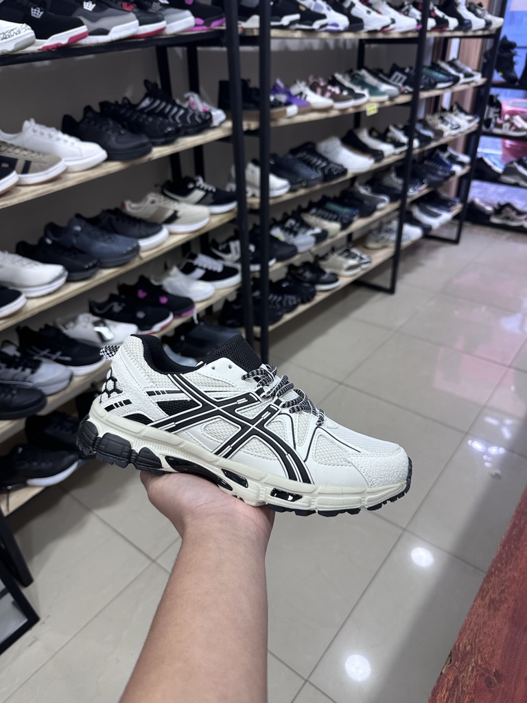 ZAP ASIC BEIG HOMBRE PG5359-18